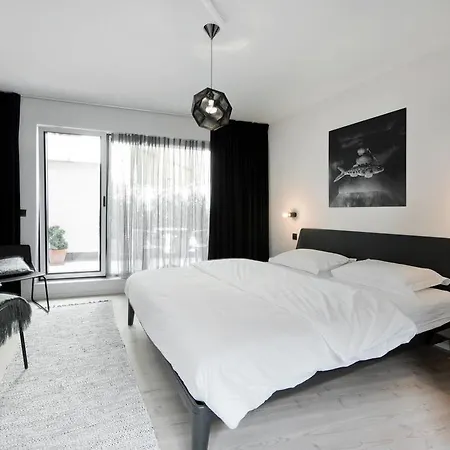 B&B Lucy In The Sky Antwerp Room photo