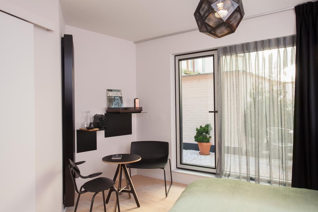 Bed & Breakfast Lucy In The Sky Anversa
